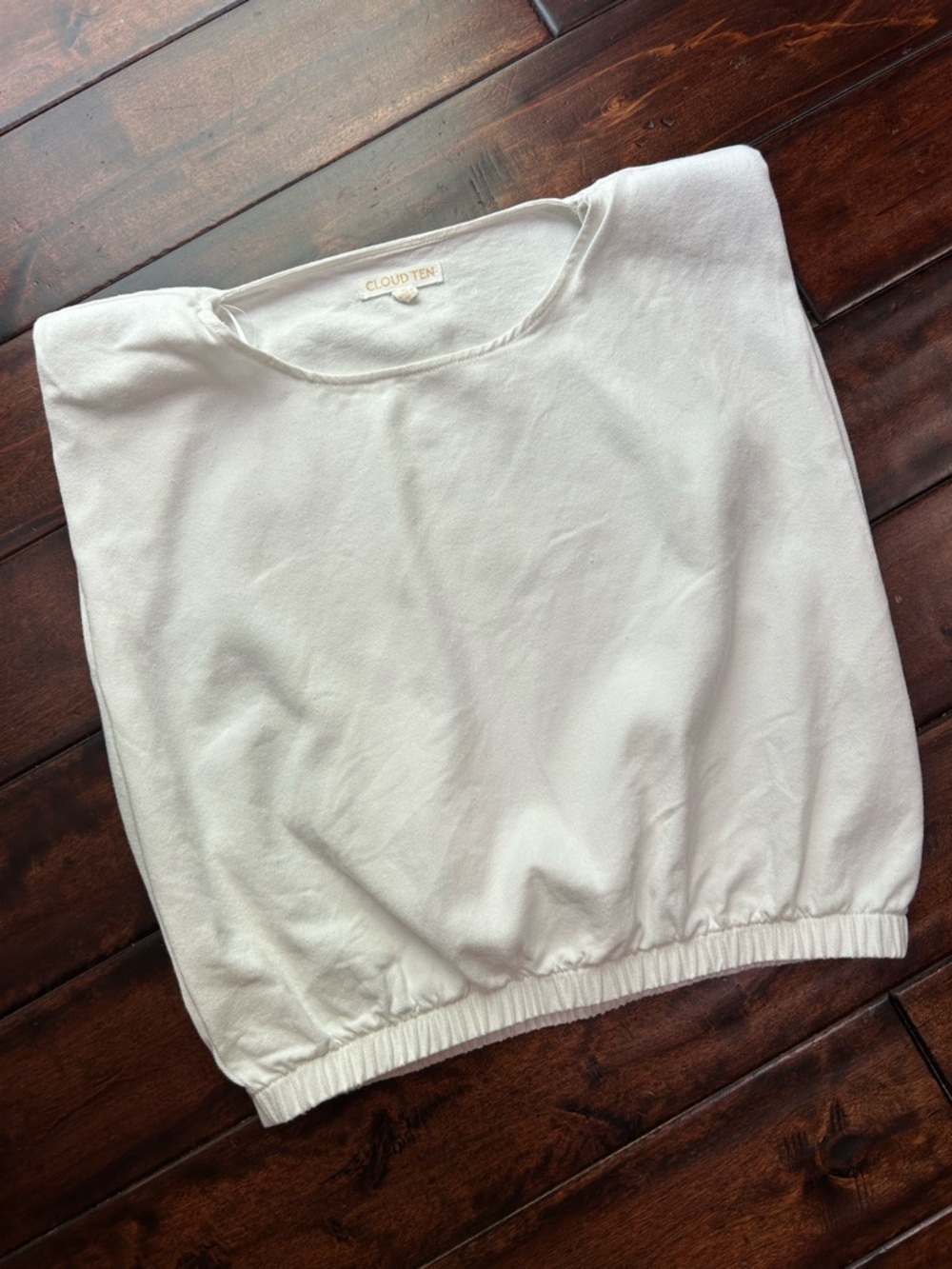 Women's White Sleeveless Elastic-Hem Shell Top - white denim style